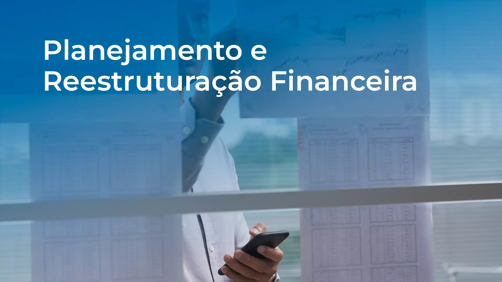 Planejamento financeiro empresarial e análise de reestruturação