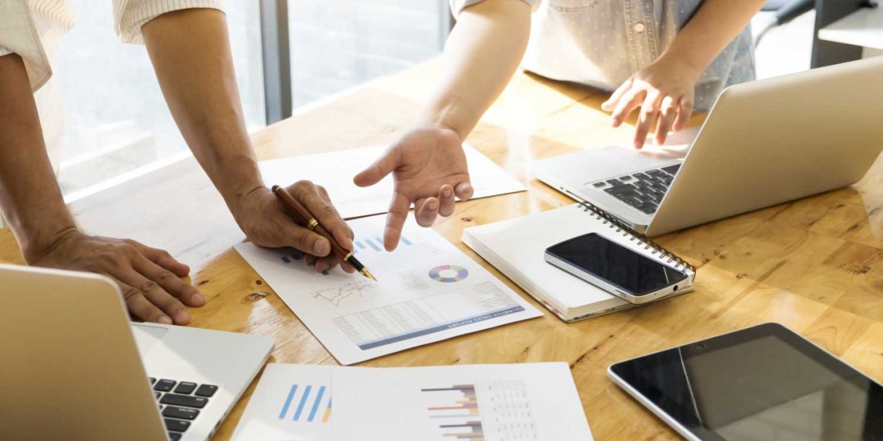 Operações financeiras e gestão de processos empresariais